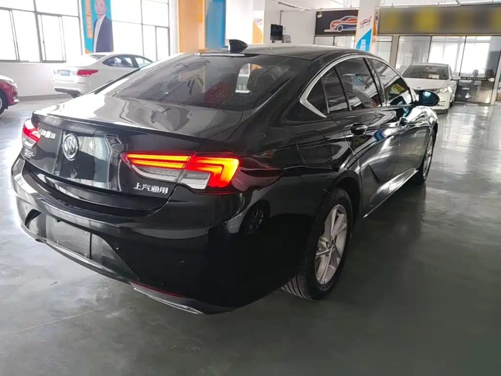 Buick Regal — миниатюра 7