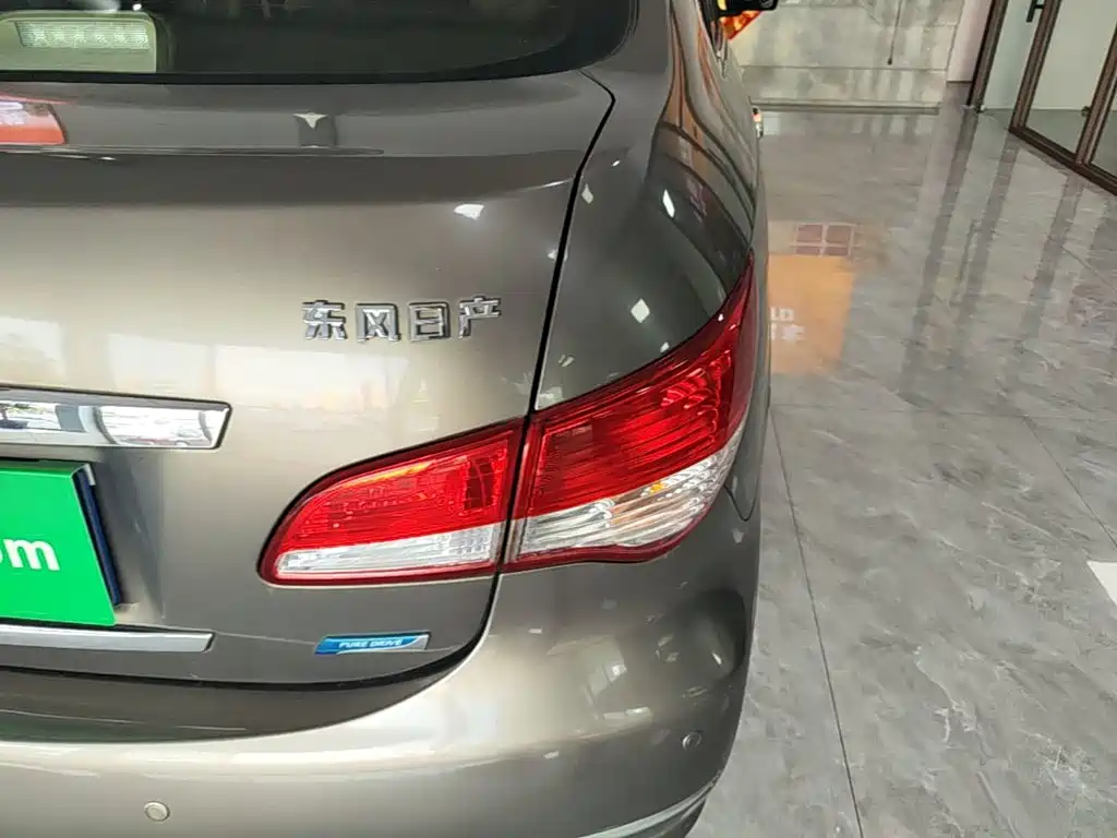 Nissan Sylphy — миниатюра 8