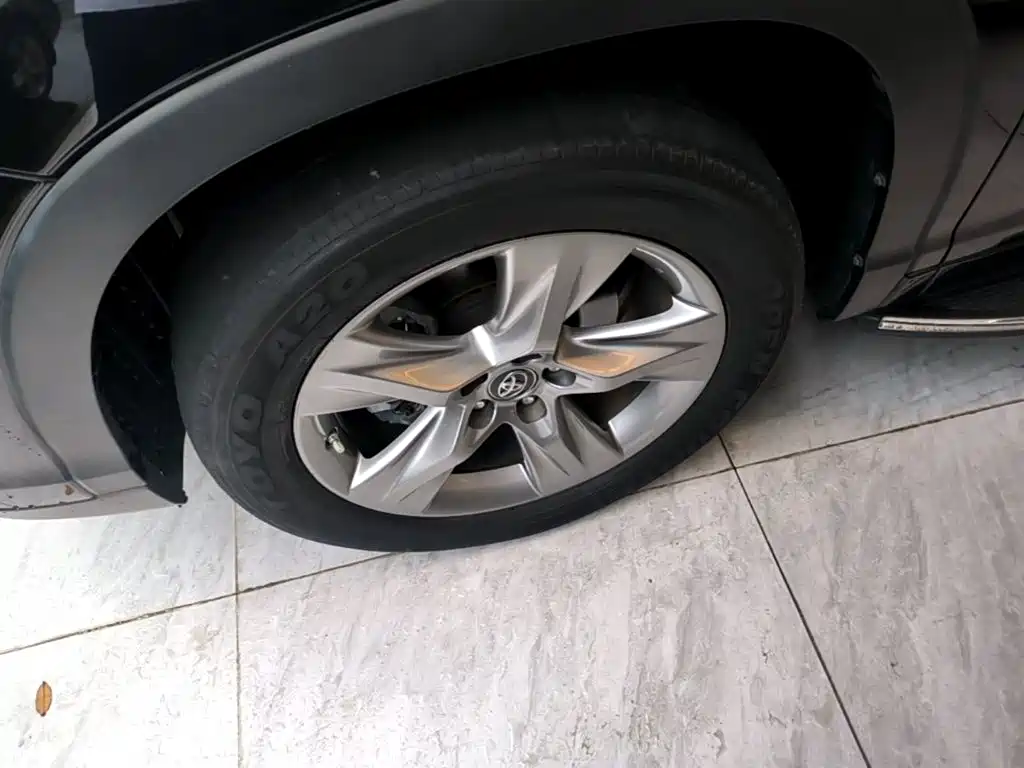 Toyota Highlander — миниатюра 23
