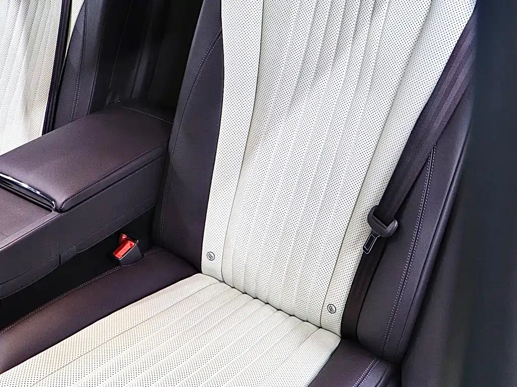 Bentley Flying Spur — миниатюра 14
