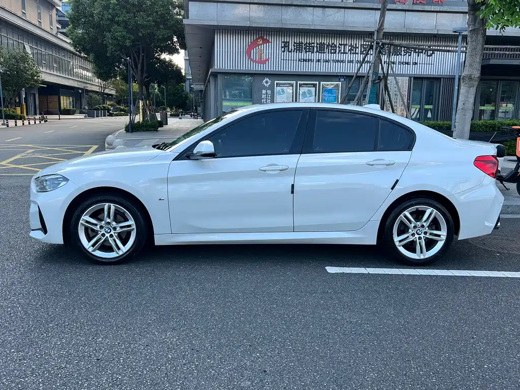 BMW 1 Series — миниатюра 13