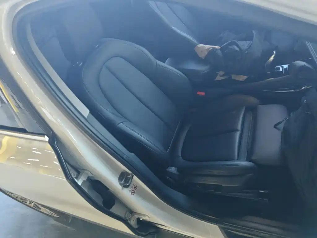 BMW X2 (Import) — миниатюра 25