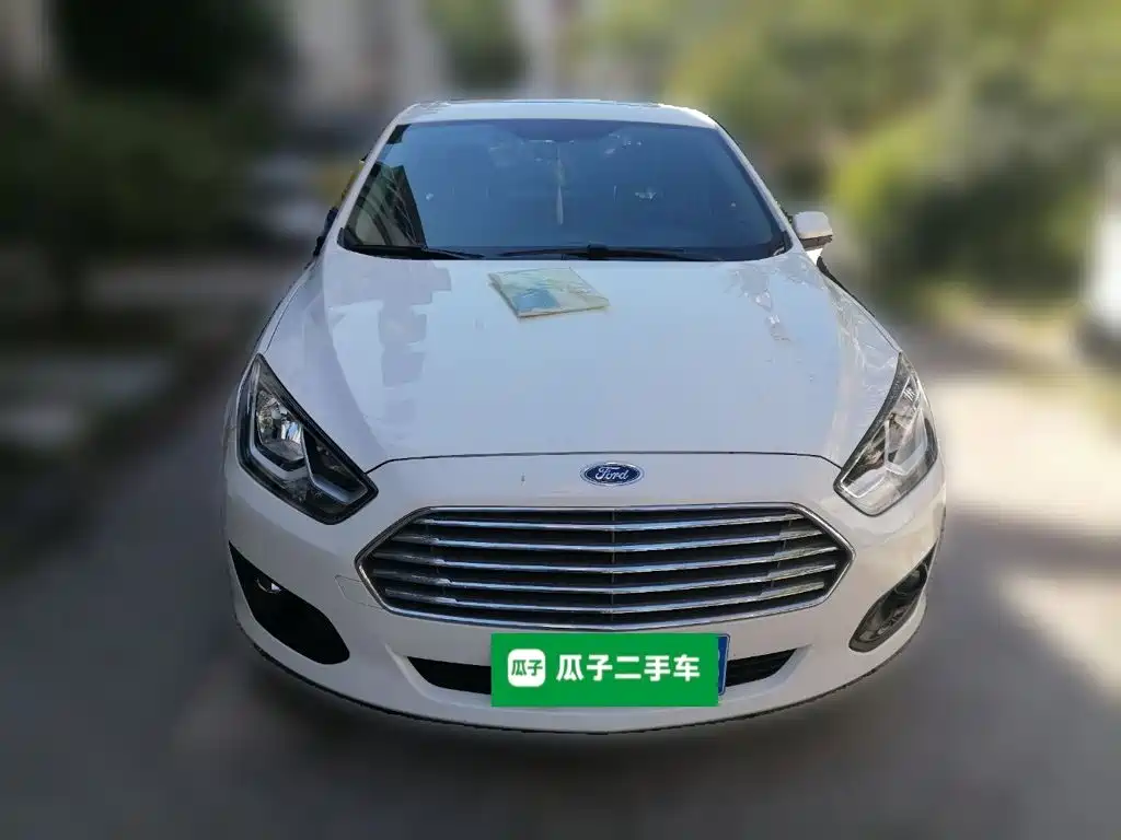 Ford Escort — миниатюра 2