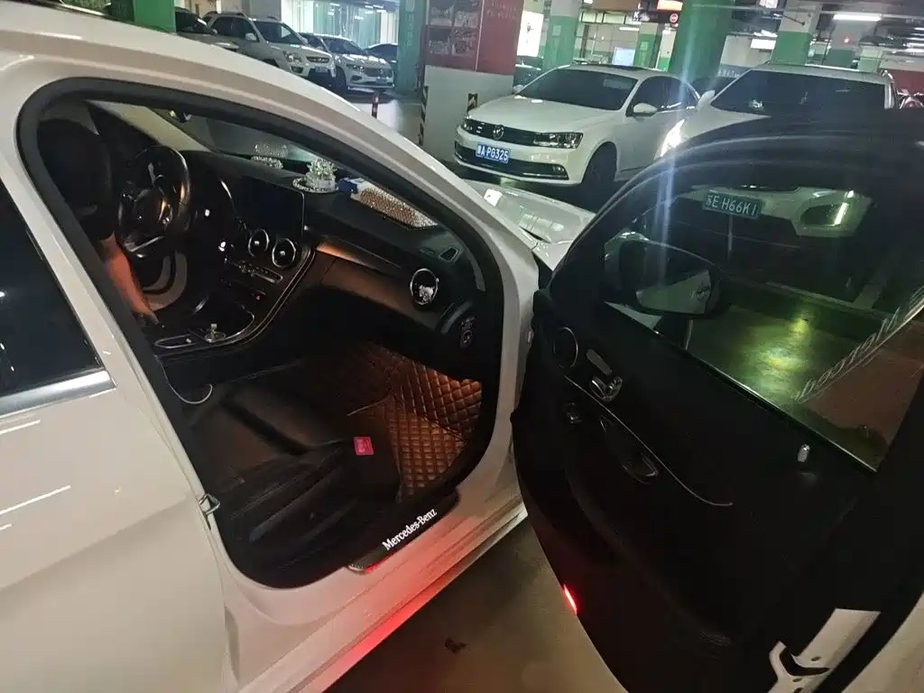 Mercedes-Benz C-Class — миниатюра 18