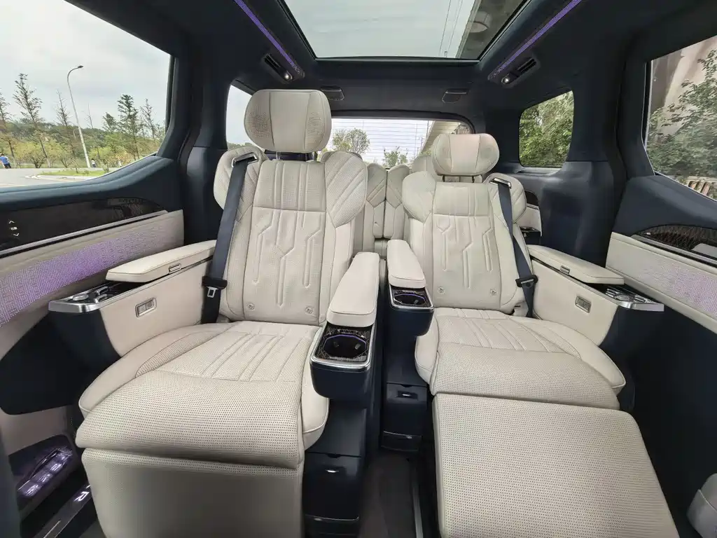 ZEEKR EXTREME KRYPTON 009