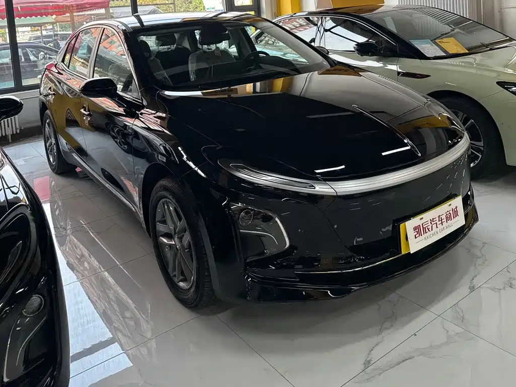 Hongqi Hongqi E-QM5 — миниатюра 3