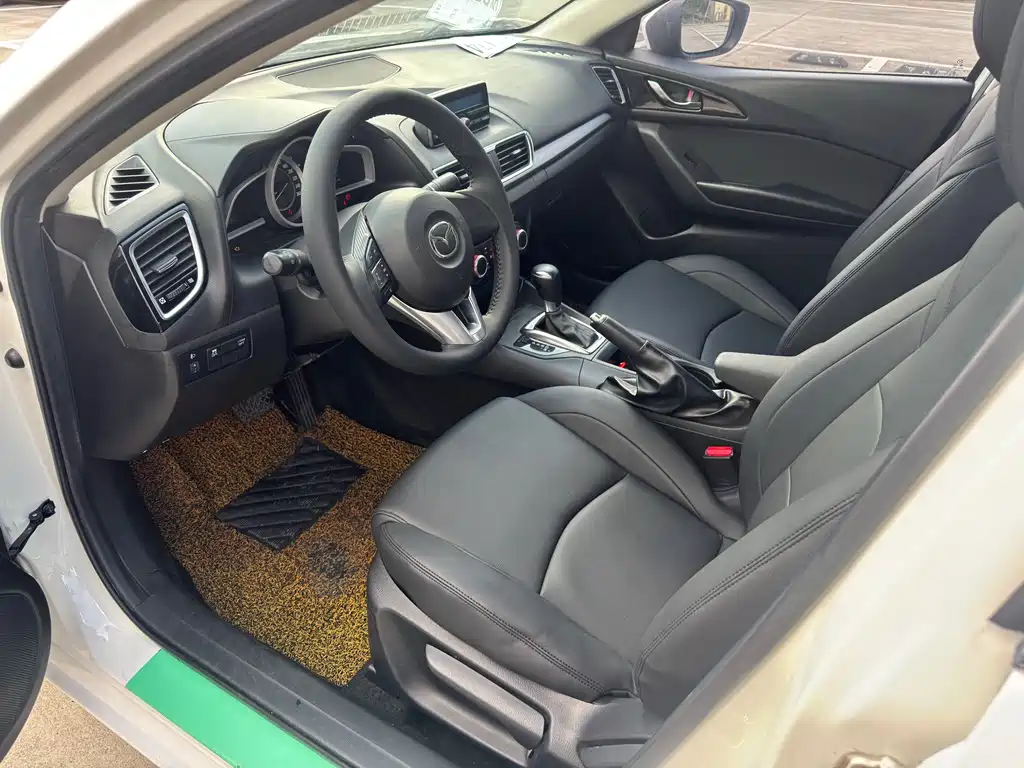 Mazda 3 Axela — миниатюра 4