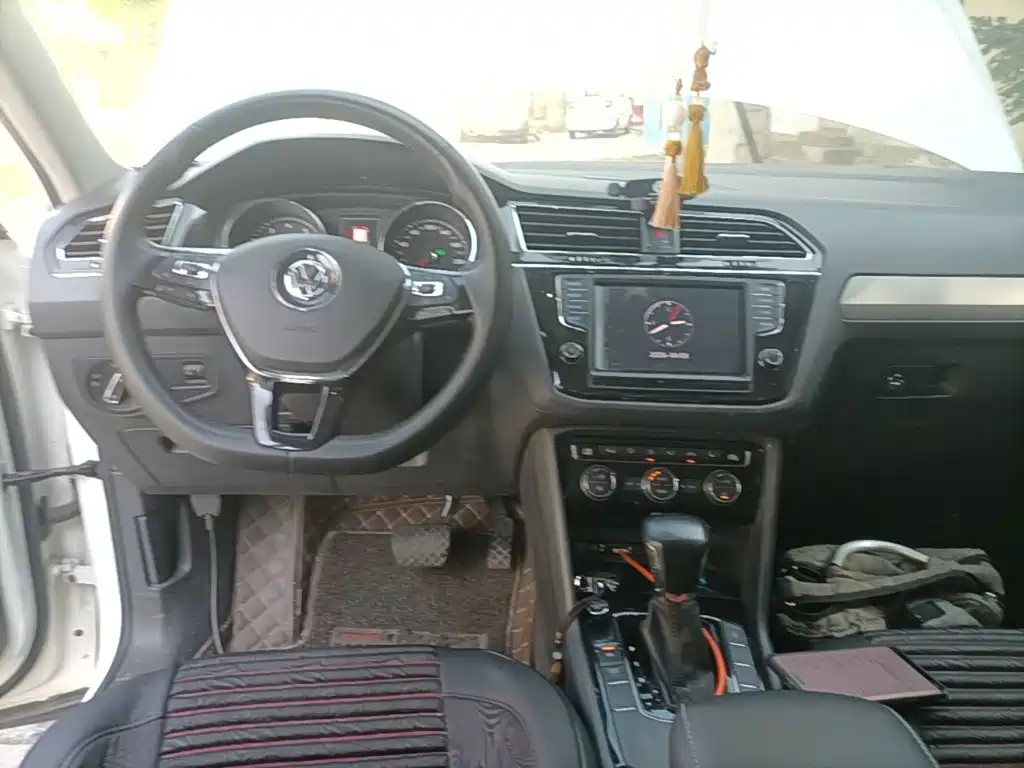 Volkswagen Tiguan L — миниатюра 13