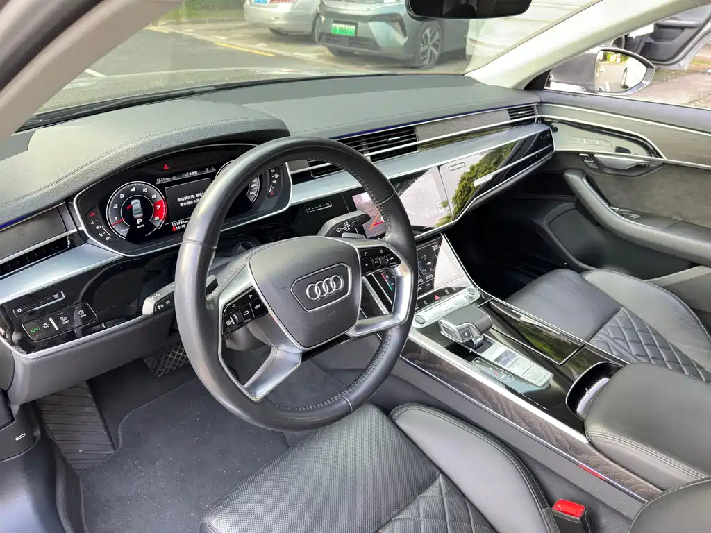 Audi A8 — миниатюра 9
