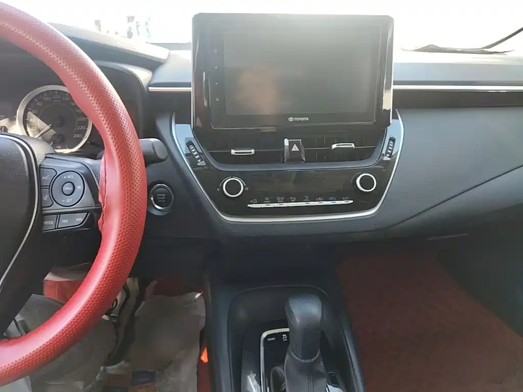 Toyota Corolla — миниатюра 10