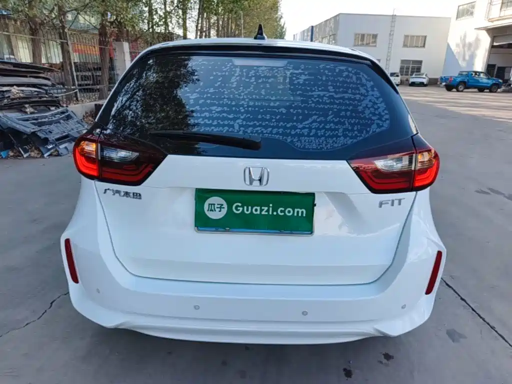 Honda Fit — миниатюра 6