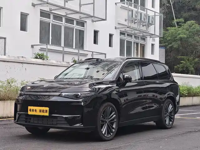 2025 Leapmotor C16