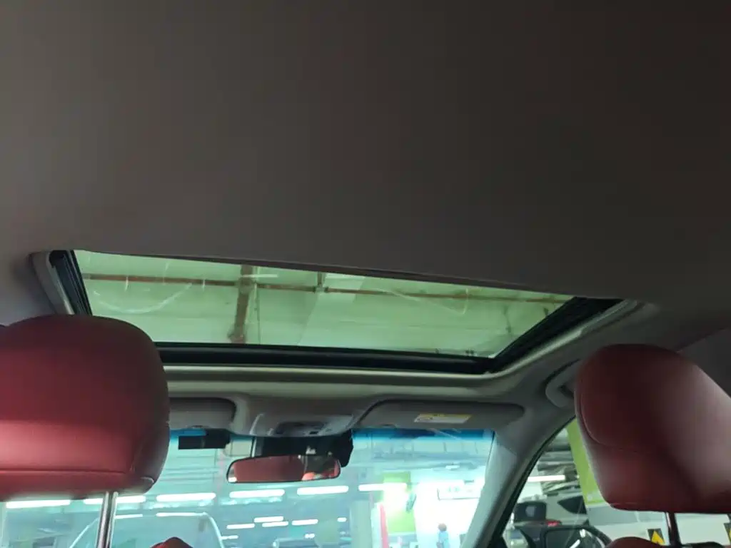 Toyota Camry — миниатюра 18