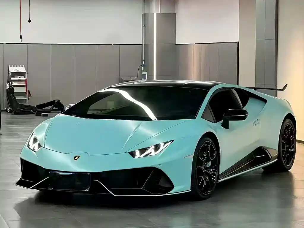LAMBORGHINI HURACÁN