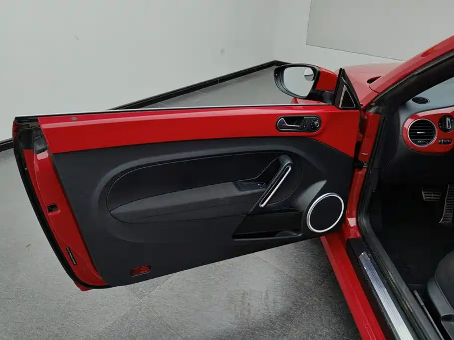 Volkswagen Beetle — миниатюра 7