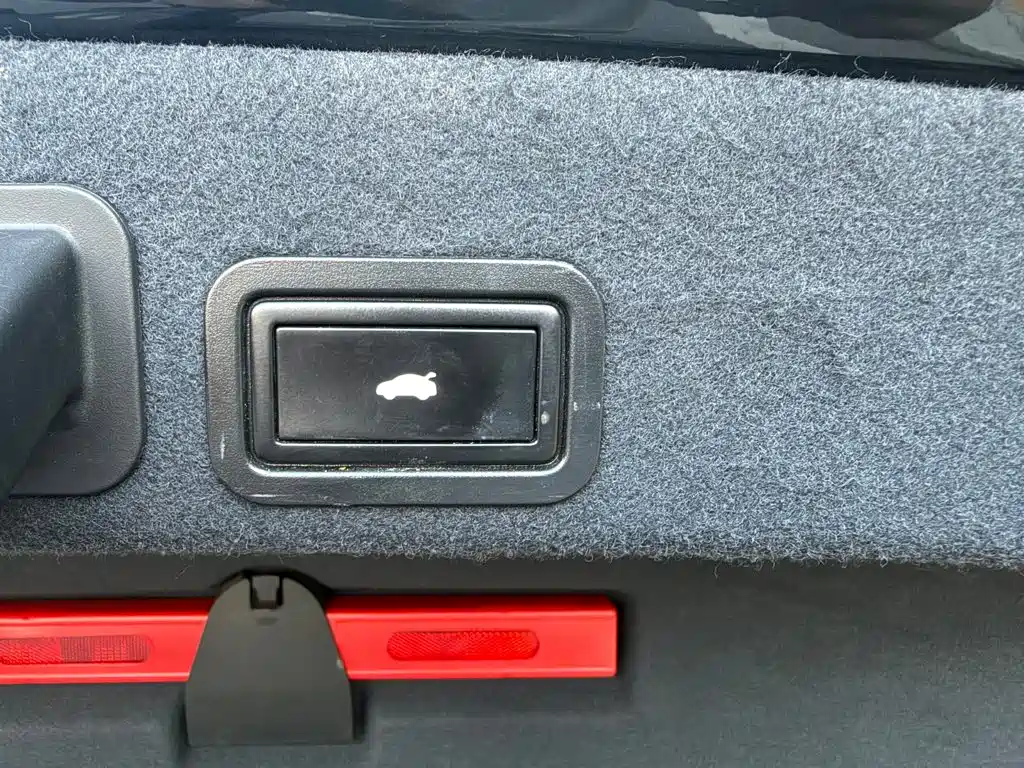 Audi A6L — миниатюра 16