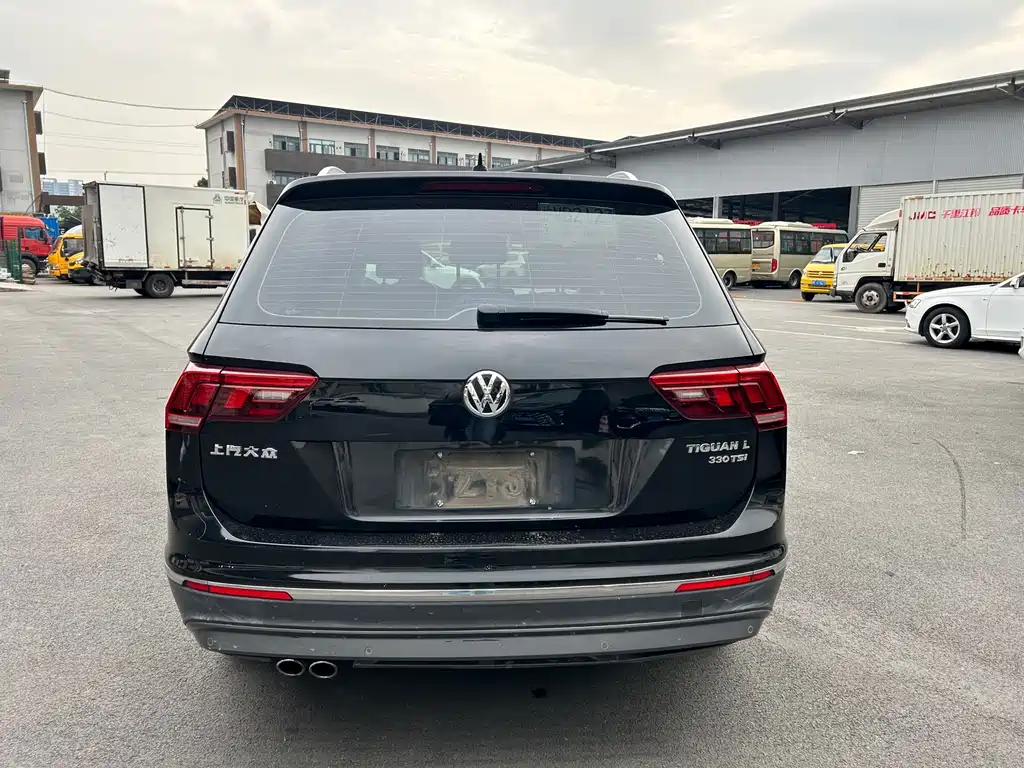 Volkswagen Tiguan L — миниатюра 8