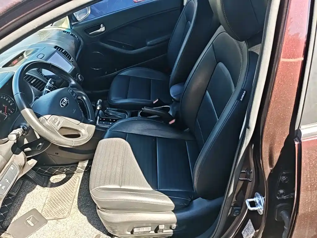 Kia K3 — миниатюра 15