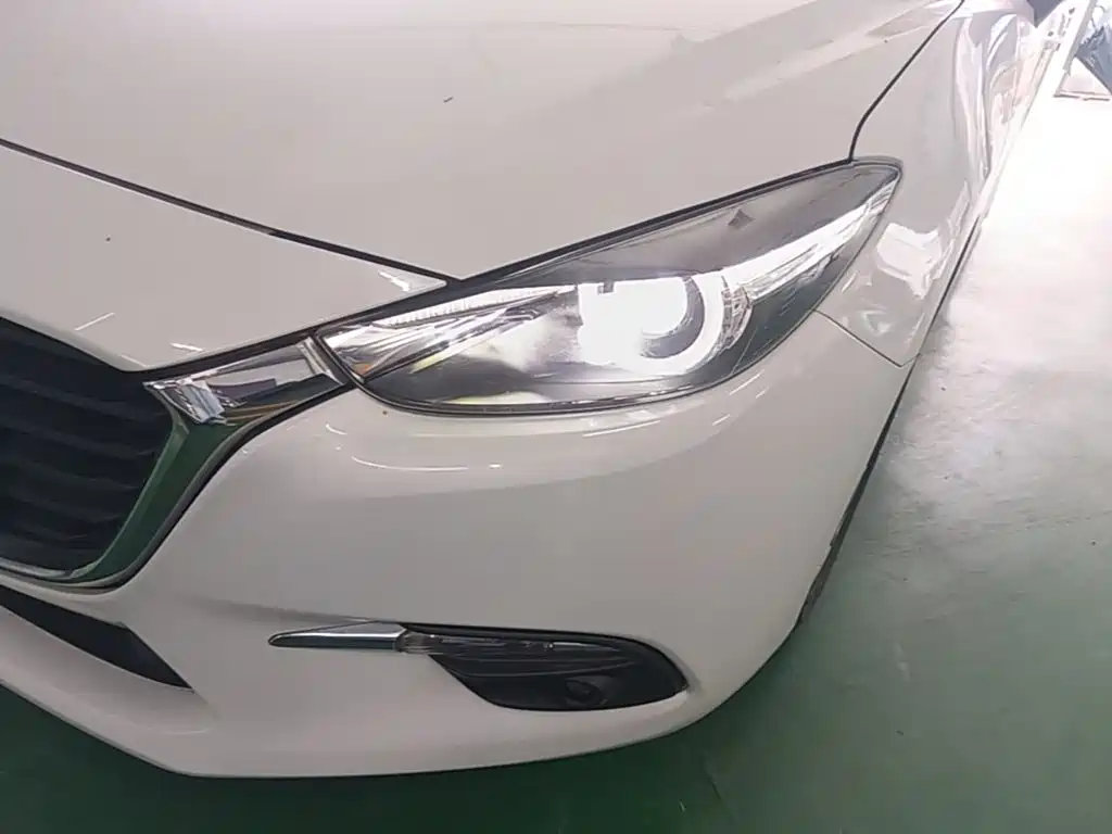 Mazda 3 Axela — миниатюра 24