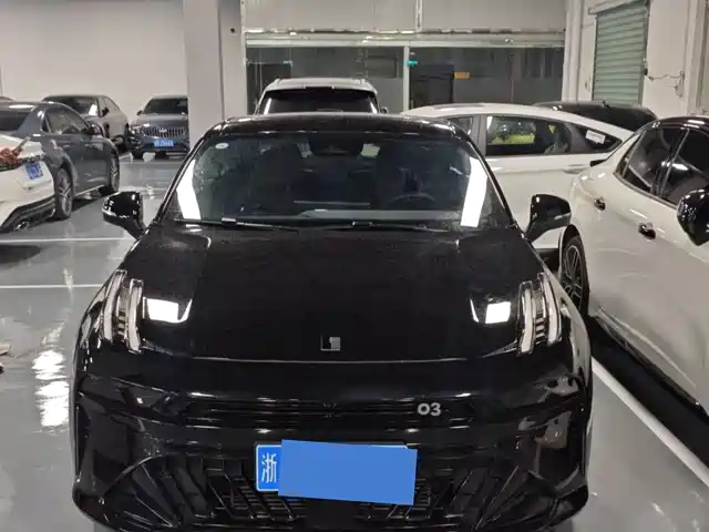 2025 Lynk & Co 03