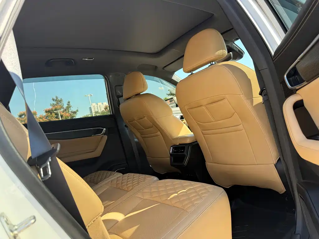 Geely Haoyue L — миниатюра 15