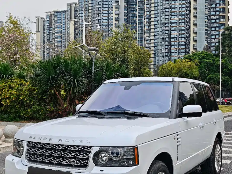 Land Rover Range Rover 2011 3.6 TDV8