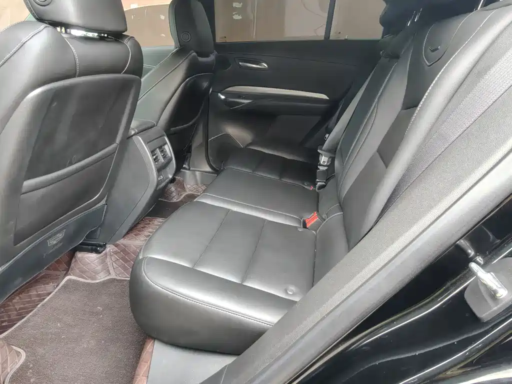 Cadillac XT4 — миниатюра 15