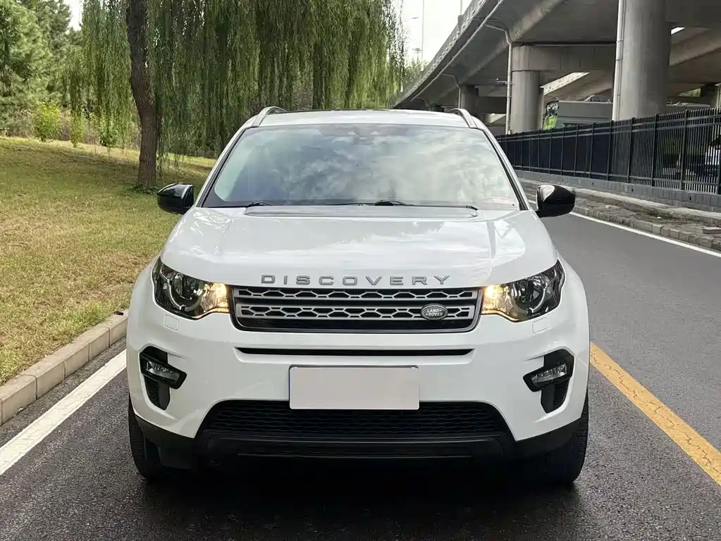 Land Rover Discovery Sport — миниатюра 2