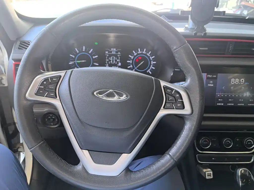 Chery Tiggo 3 — миниатюра 11