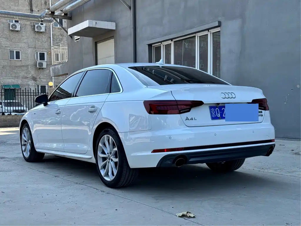 Audi A4L 2018 30 40 TFSI Fashion
