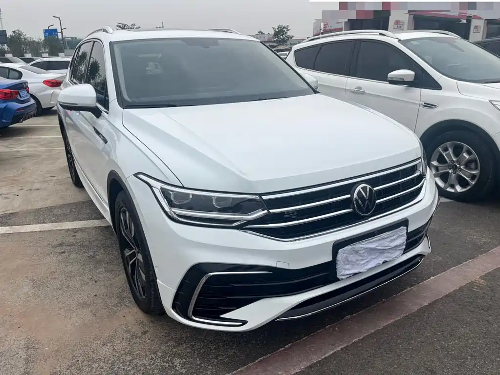 Volkswagen Tiguan L — миниатюра 3
