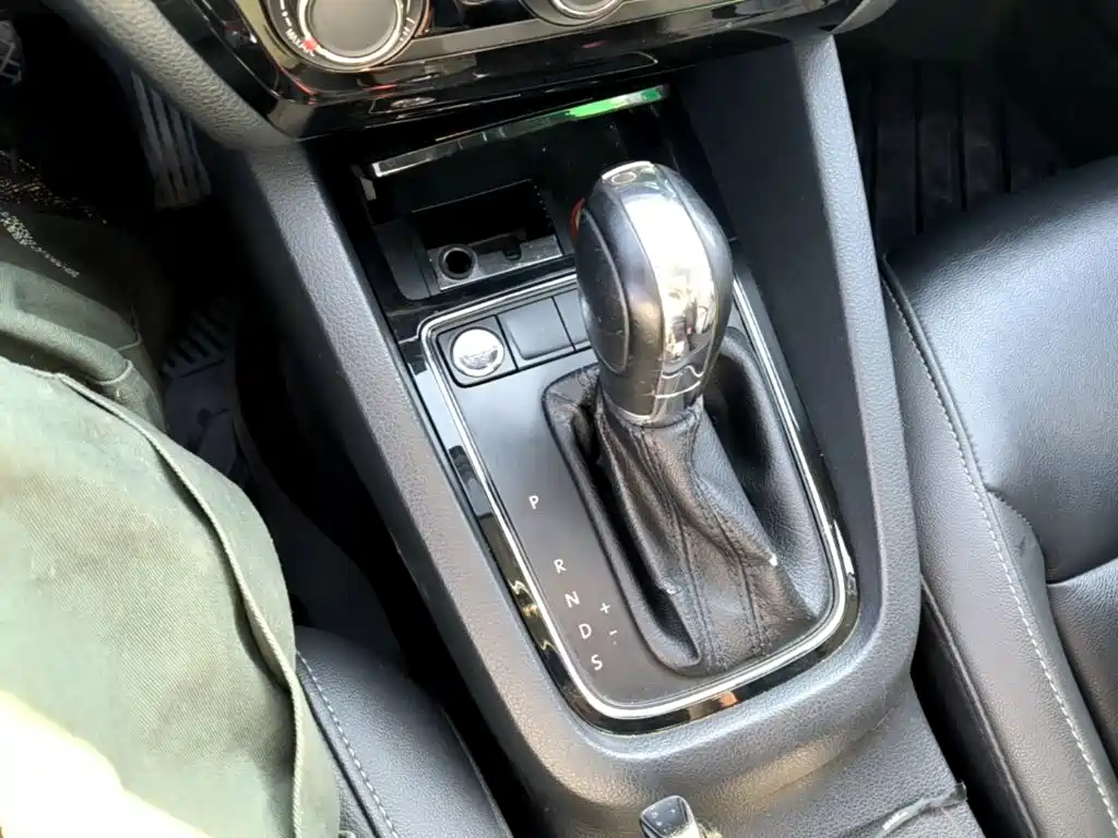 Volkswagen Sagitar — миниатюра 14