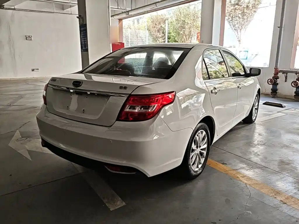Geely Vision — миниатюра 7