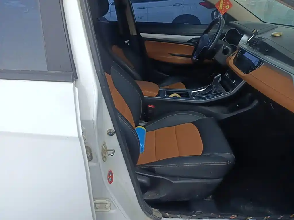 Geely Vision S1 — миниатюра 25
