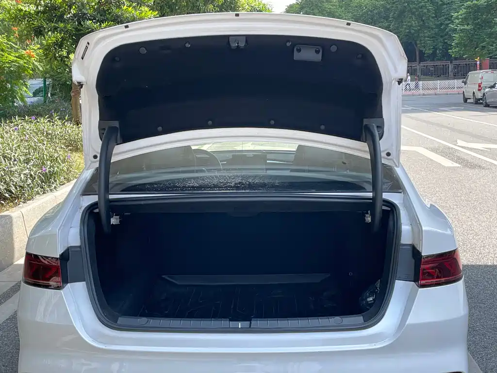 BYD Qin PLUS — миниатюра 16