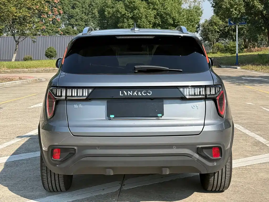 Lynk & Co 01 — миниатюра 9