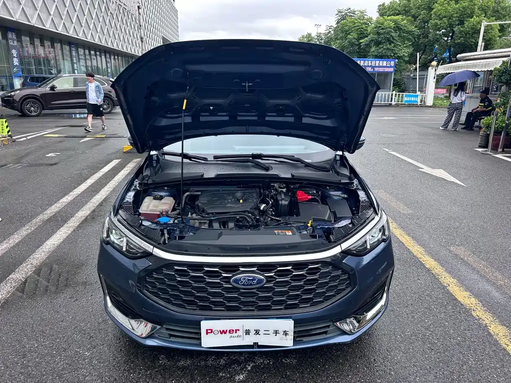 Ford Escort — миниатюра 11