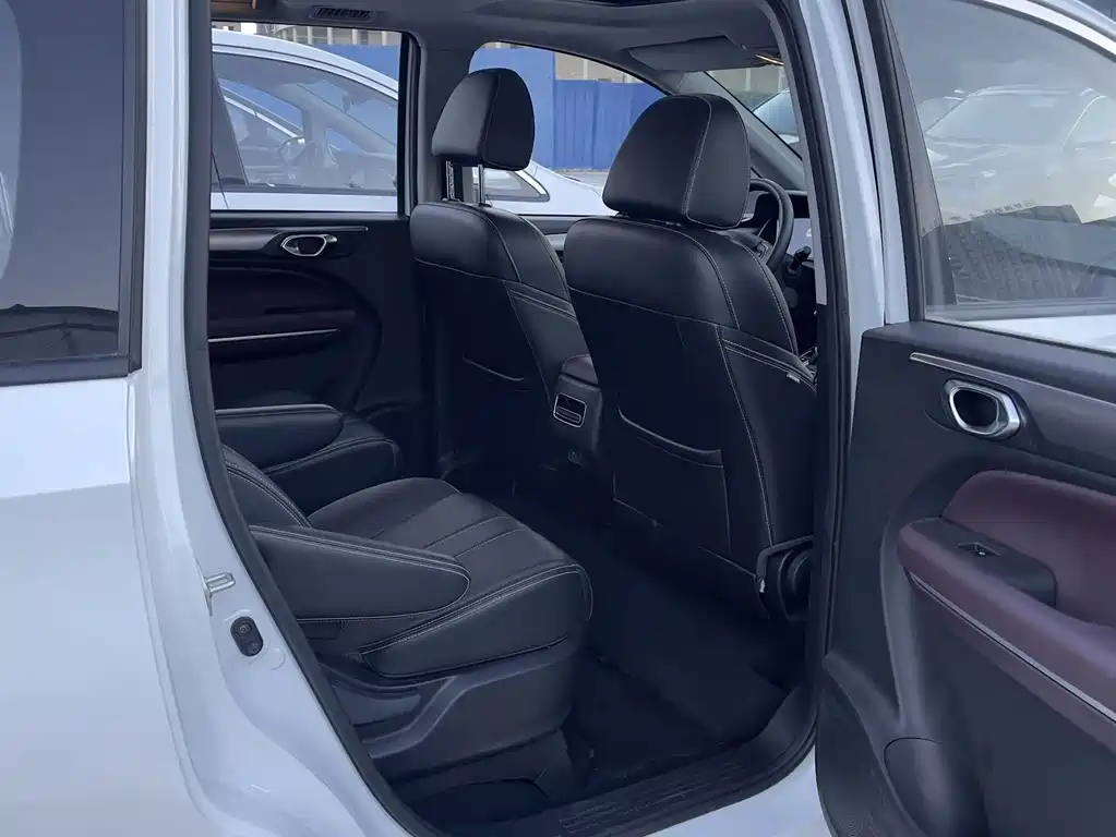 GAC Motor Trumpchi M6 — миниатюра 19