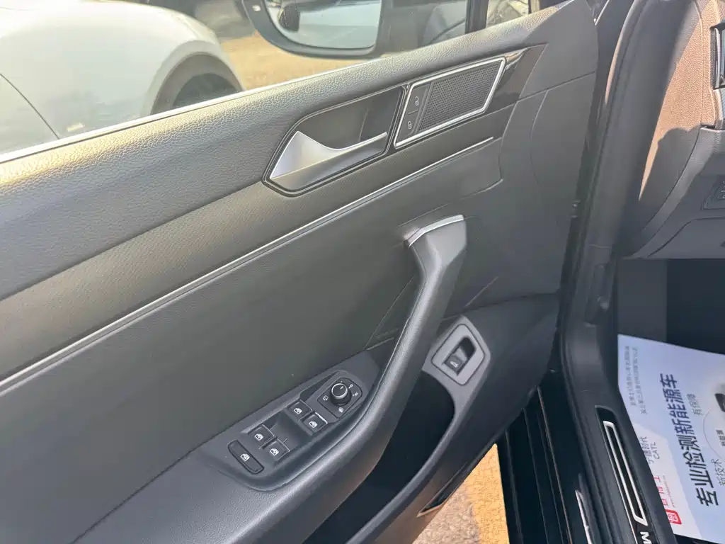 Volkswagen Magotan — миниатюра 5