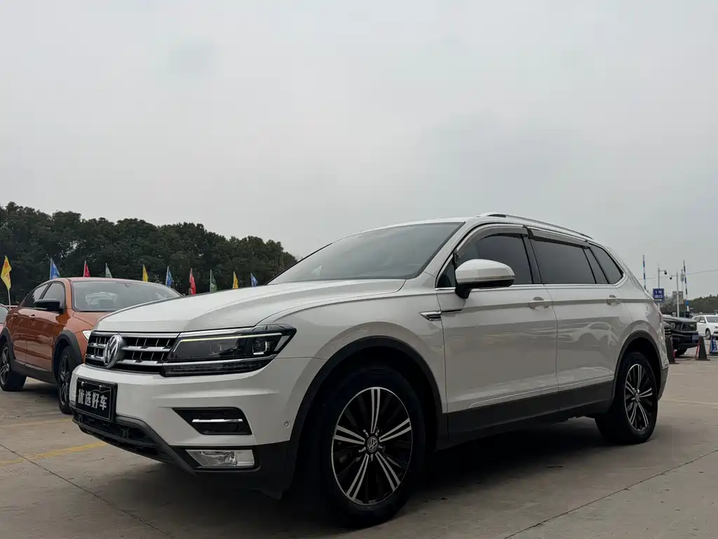 Volkswagen Tiguan L 2019