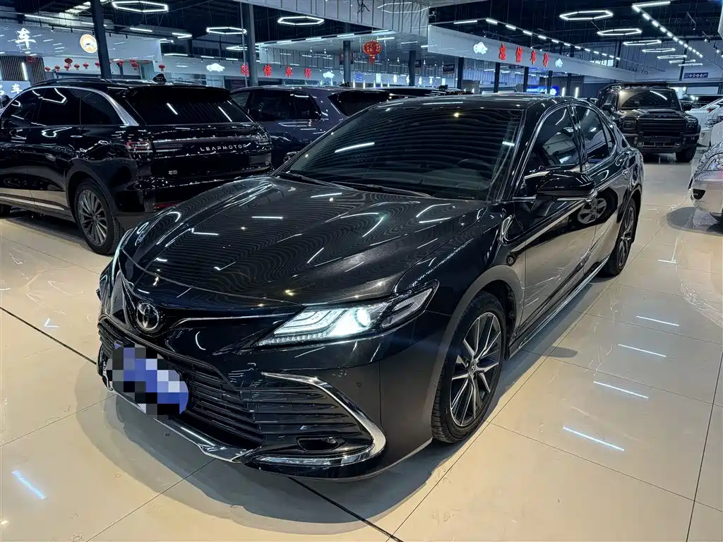 Toyota Camry 2024