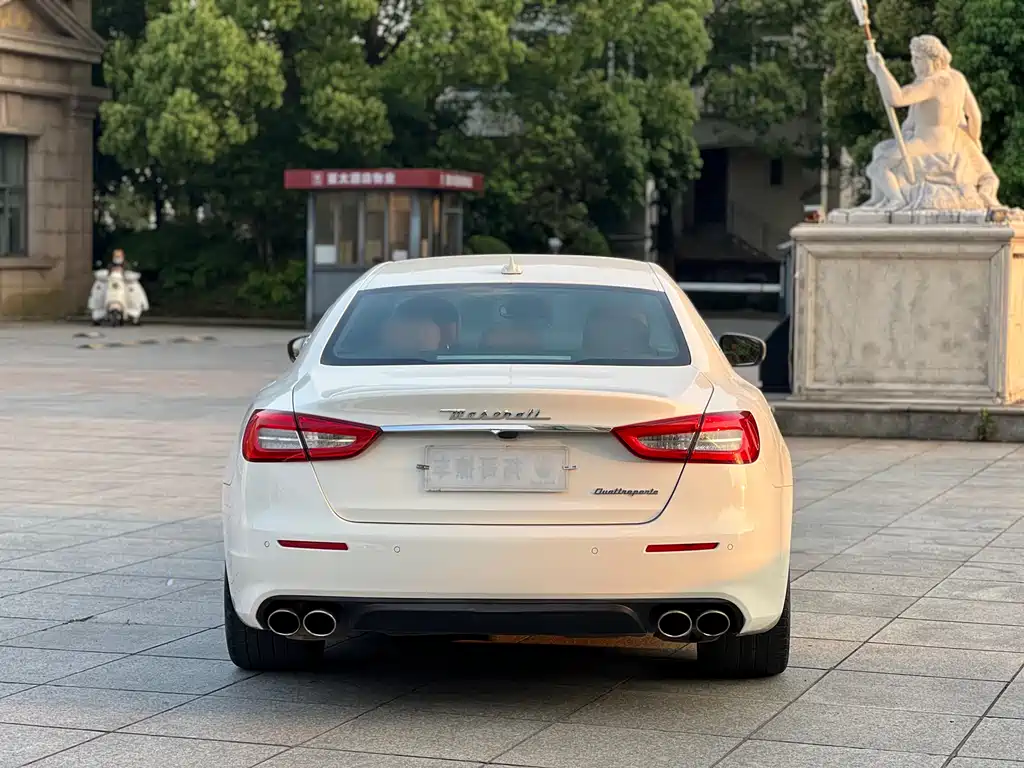Maserati Quattroporte 3.0T Standard Edition, фото 9