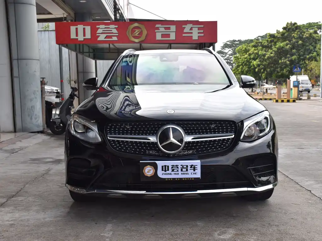 MERCEDES-BENZ GLC