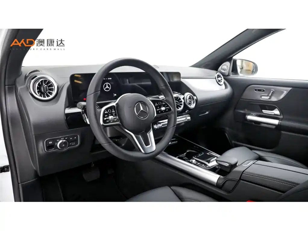 Mercedes-Benz GLA — миниатюра 6