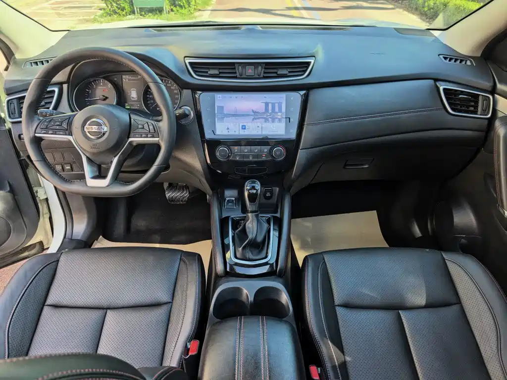 Nissan Qashqai — миниатюра 8