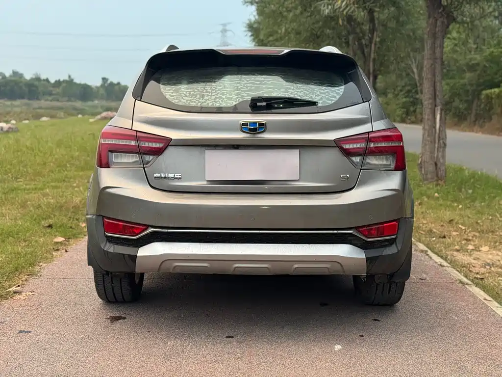 Geely Vision S1 — миниатюра 6