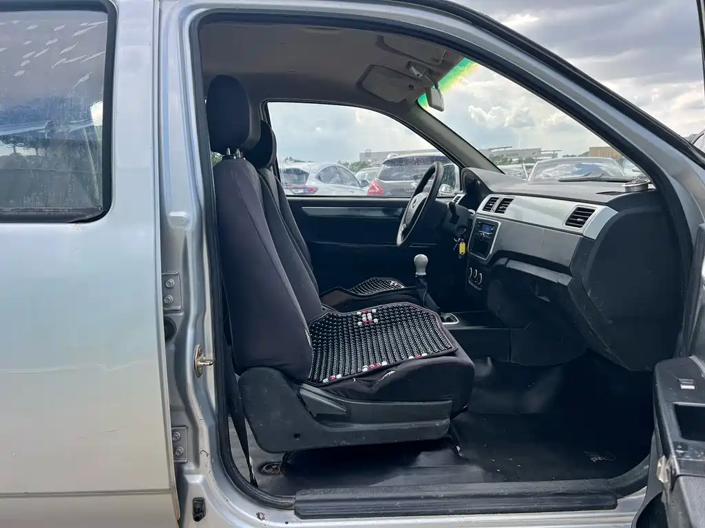 CHANGAN CHANGAN SHENQI F30