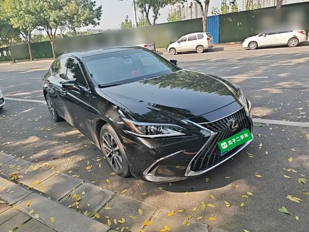 Lexus ES — миниатюра 4