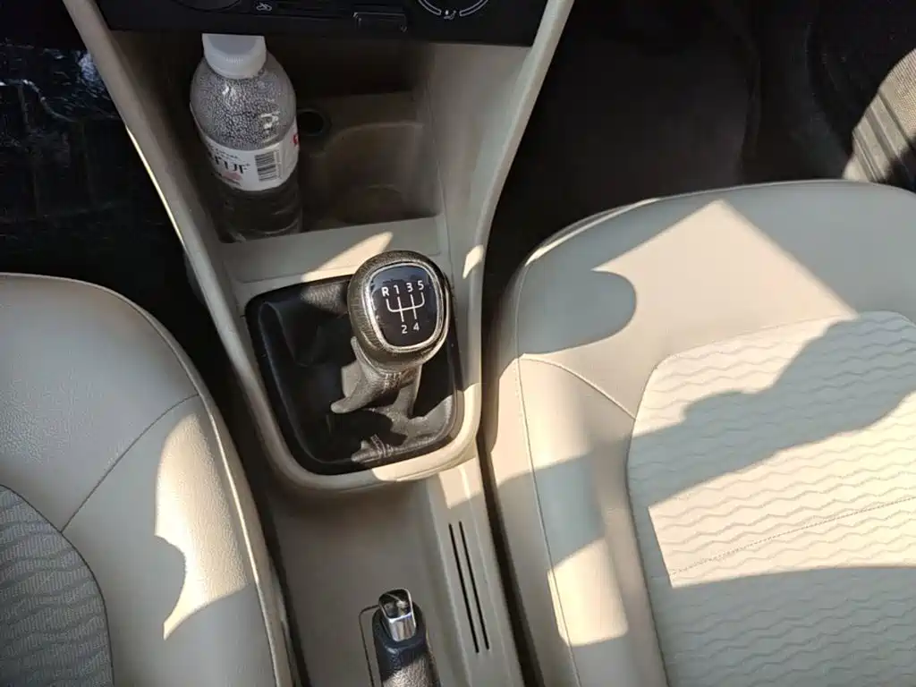 Skoda Rapid — миниатюра 14