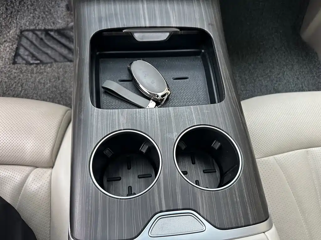 Roewe Feifan F7 — миниатюра 24